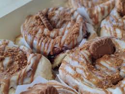Cookie Butter Cinnamon Rolls